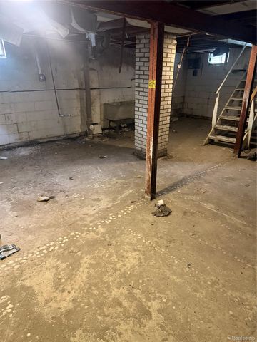 3218 Trumbull Avenue, Flint, MI 48504