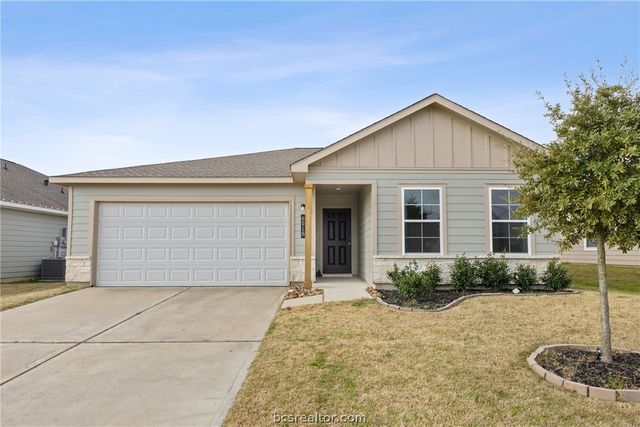 6018 Crest Bridge Court, Bryan, TX 77807