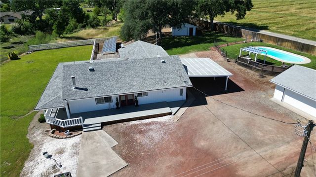 24960 2nd Avenue, Los Molinos, CA 96055