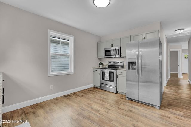 517 S 9th Street, Wilmington, NC 28401