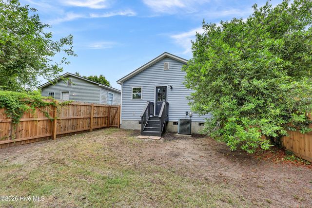 517 S 9th Street, Wilmington, NC 28401