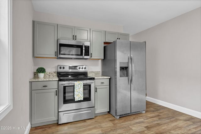 517 S 9th Street, Wilmington, NC 28401