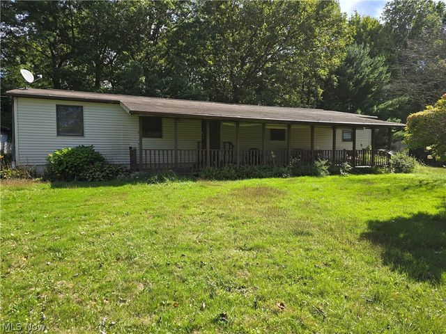 3122 Cadwallader Sonk Road, Cortland, OH 44410