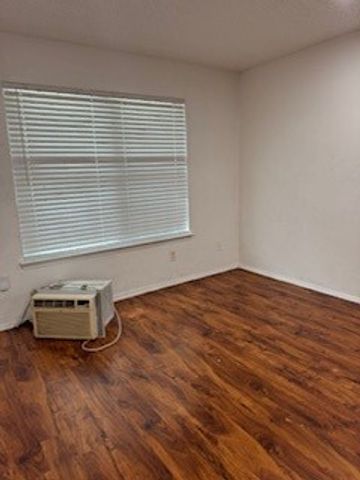 9431 Jill Lane, Dallas, TX 75227