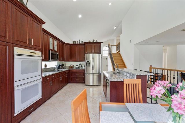 19059 Skyridge Circle, Boca Raton, FL 33498