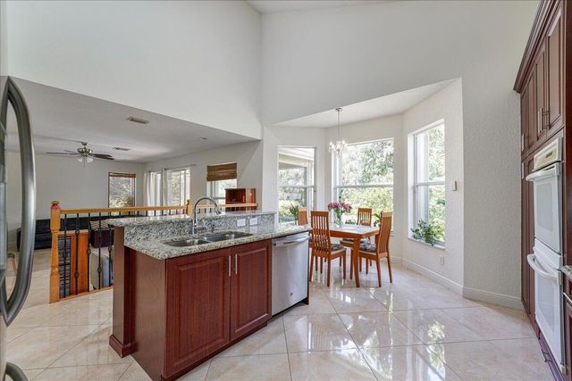 19059 Skyridge Circle, Boca Raton, FL 33498