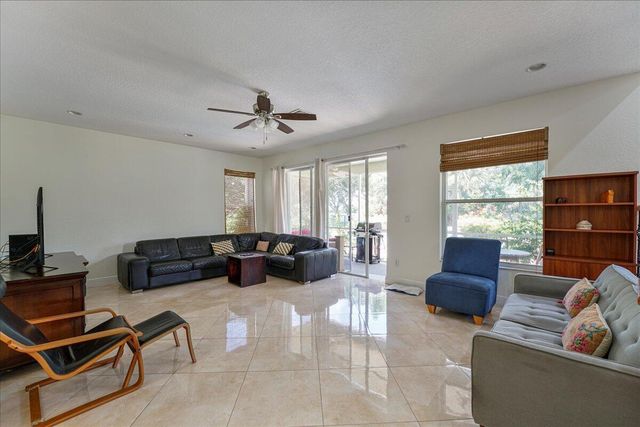 19059 Skyridge Circle, Boca Raton, FL 33498