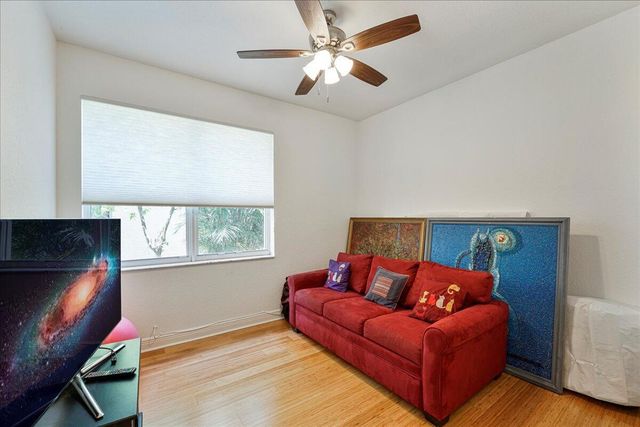 19059 Skyridge Circle, Boca Raton, FL 33498