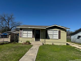 675 W PYRON AVE, San Antonio, TX 78221