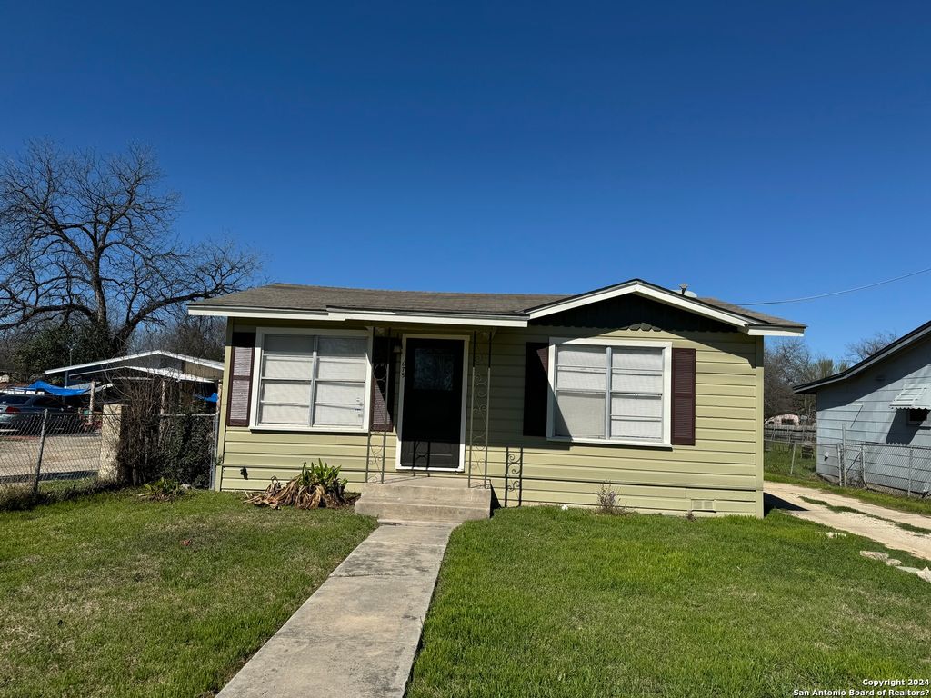 675 W PYRON AVE, San Antonio, TX 78221