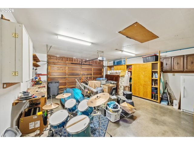 10905 Sw MIRA Ct, Portland, OR 97223
