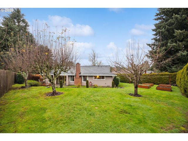 10905 Sw MIRA Ct, Portland, OR 97223