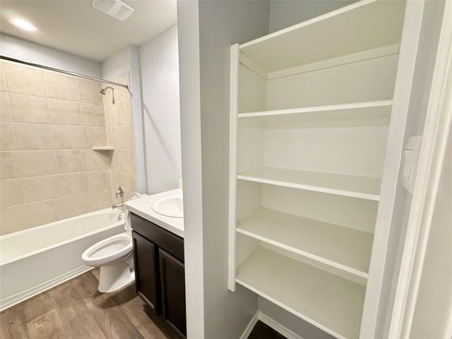 2315 Chaparrel Cliff Trail, Spring, TX 77373