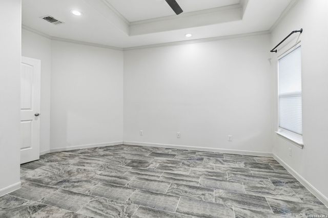 8315 COMANCHE PASS, Converse, TX 78109