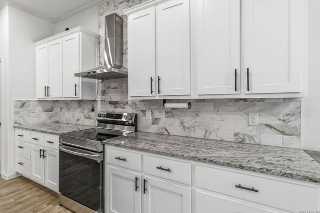 8315 COMANCHE PASS, Converse, TX 78109