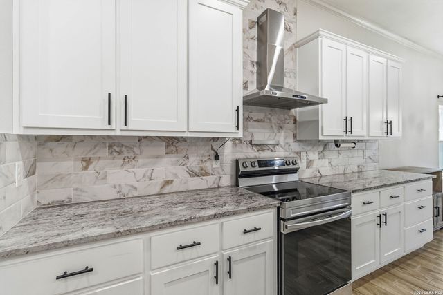 8315 COMANCHE PASS, Converse, TX 78109