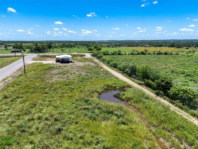 167 Beckham DR, Dale, TX 78616