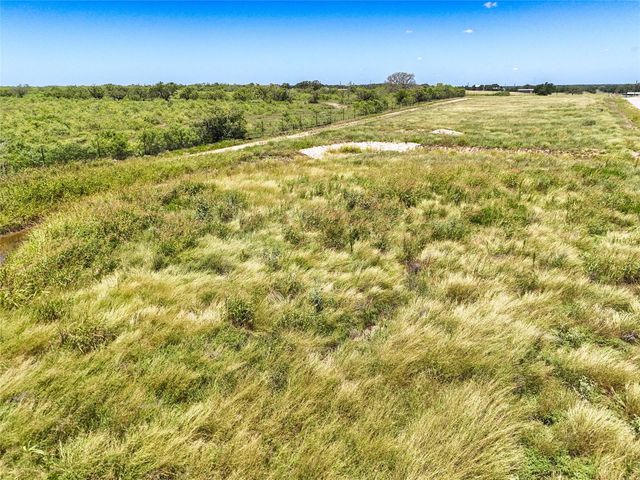 167 Beckham DR, Dale, TX 78616