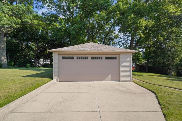 4450 67 STREET, Kenosha, WI 53142