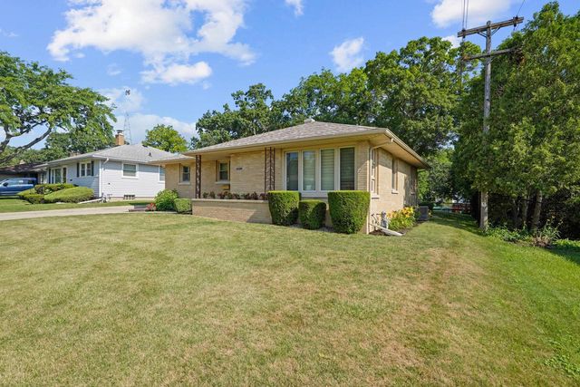 4450 67 STREET, Kenosha, WI 53142