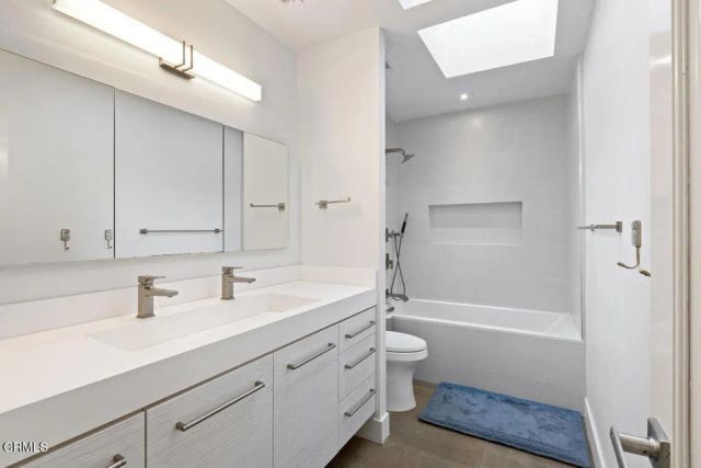 143 Foxtail Drive, Santa Monica, CA 90402