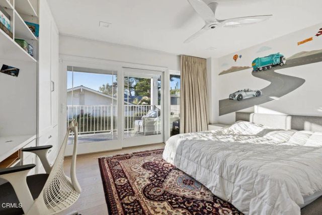 143 Foxtail Drive, Santa Monica, CA 90402