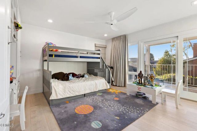 143 Foxtail Drive, Santa Monica, CA 90402