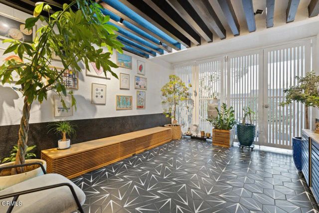 143 Foxtail Drive, Santa Monica, CA 90402