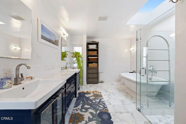 143 Foxtail Drive, Santa Monica, CA 90402
