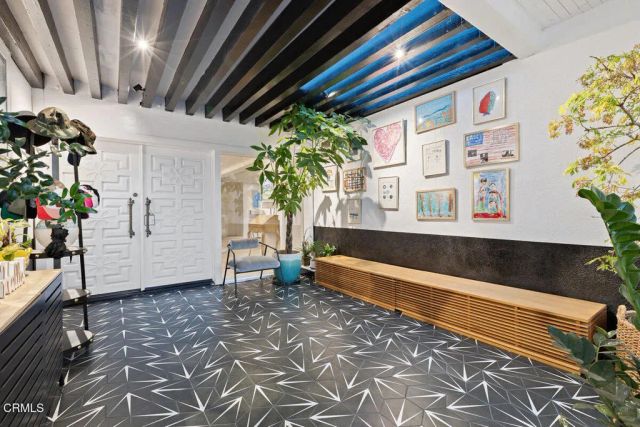143 Foxtail Drive, Santa Monica, CA 90402