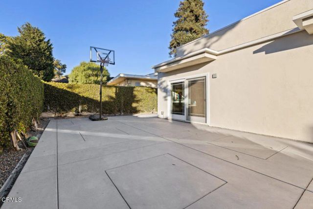 143 Foxtail Drive, Santa Monica, CA 90402