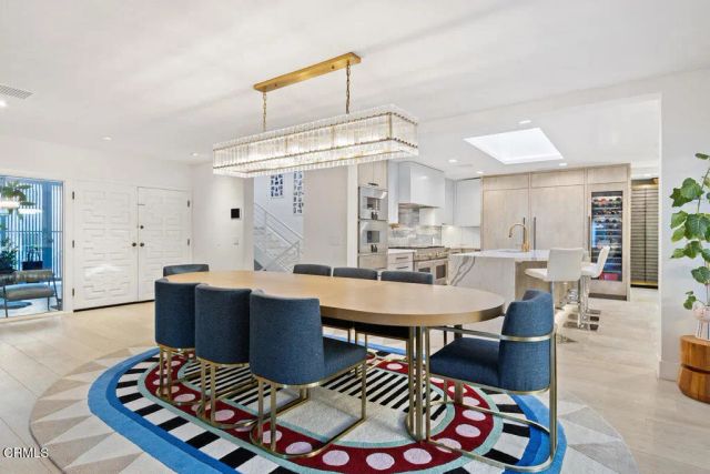 143 Foxtail Drive, Santa Monica, CA 90402