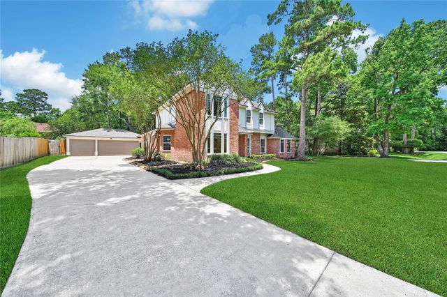 5 Box Turtle Lane, The Woodlands, TX 77380