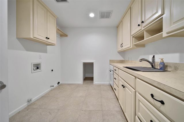 5 Box Turtle Lane, The Woodlands, TX 77380