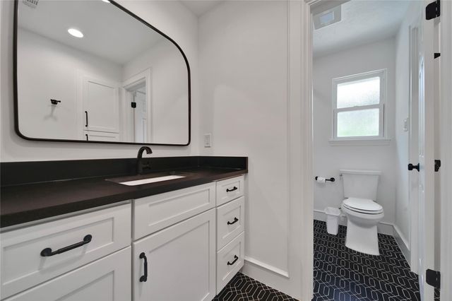 5 Box Turtle Lane, The Woodlands, TX 77380