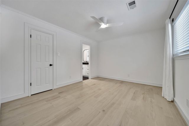 5 Box Turtle Lane, The Woodlands, TX 77380