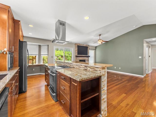 164 Keystone Drive, Fenton, MO 63026