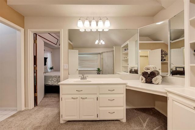 4722 Sandy Oak Lane, Newalla, OK 74857