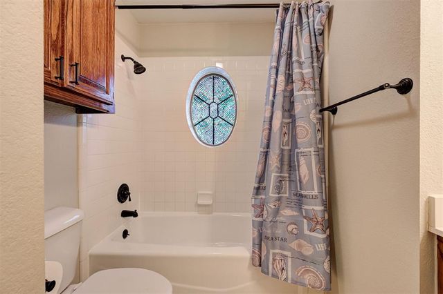 4722 Sandy Oak Lane, Newalla, OK 74857