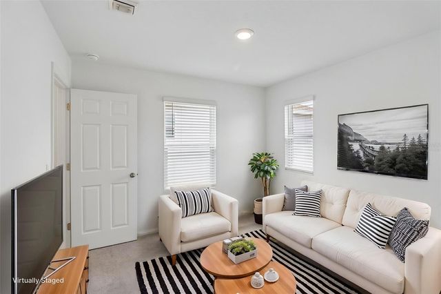 1196 HAPPY FOREST LOOP, Deland, FL 32720