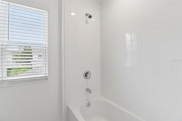 1196 HAPPY FOREST LOOP, Deland, FL 32720