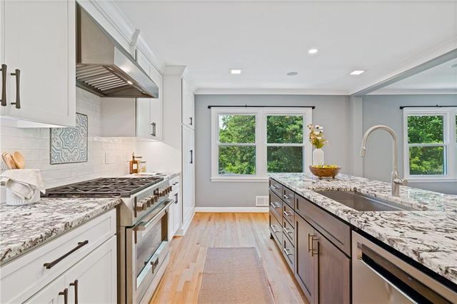 3881 Allsborough Drive, Tucker, GA 30084