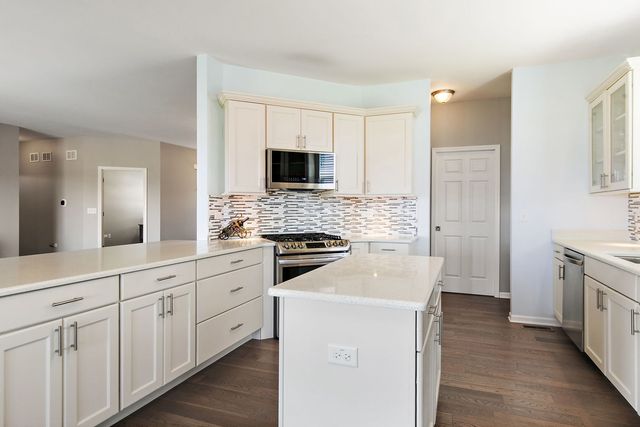 1859 Orchard Lane, New Lenox, IL 60451