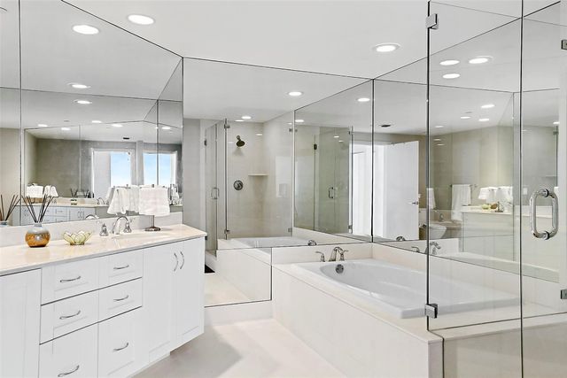 2831 N Ocean Boulevard 801N, Fort Lauderdale, FL 33308