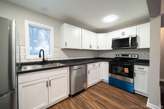 112 E Green Street, Hastings, MI 49058