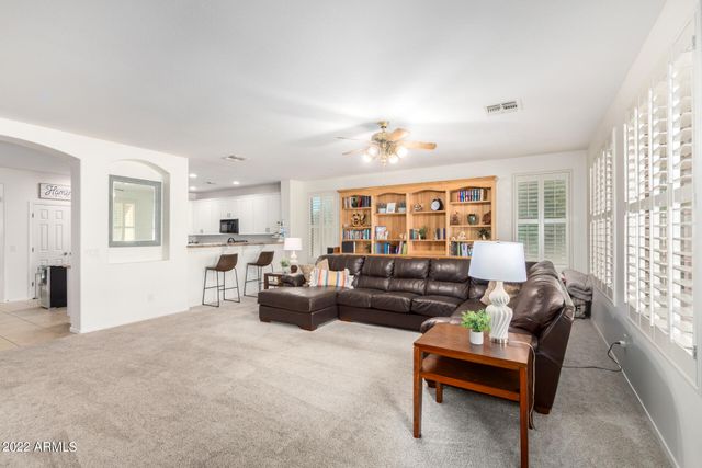 3228 E ANIKA Drive, Gilbert, AZ 85298