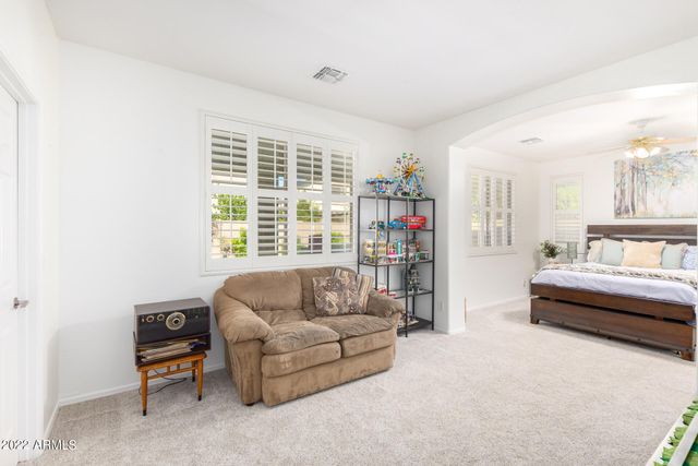 3228 E ANIKA Drive, Gilbert, AZ 85298