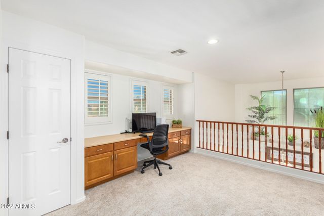 3228 E ANIKA Drive, Gilbert, AZ 85298