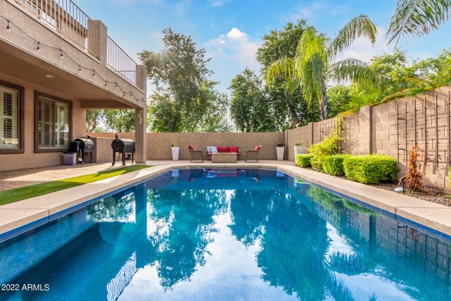 3228 E ANIKA Drive, Gilbert, AZ 85298