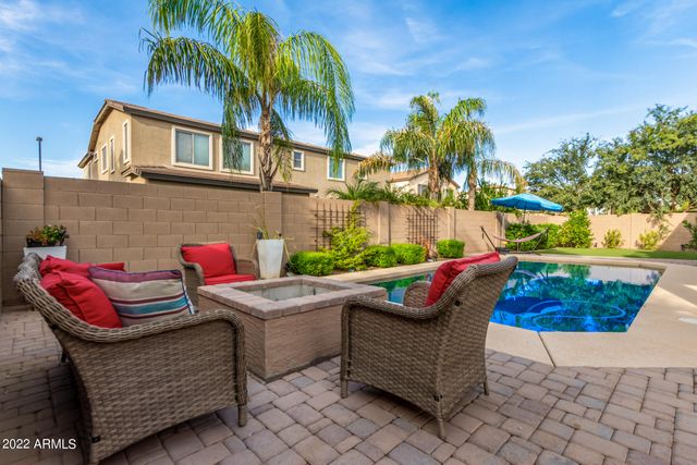 3228 E ANIKA Drive, Gilbert, AZ 85298
